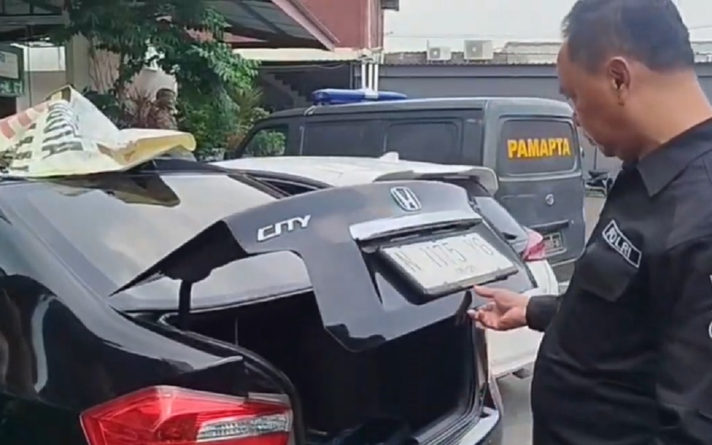 Penyeleweng BBM di Mojokerto Ditangkap usai Pingsan Dalam Mobil gegara Hirup Bensin