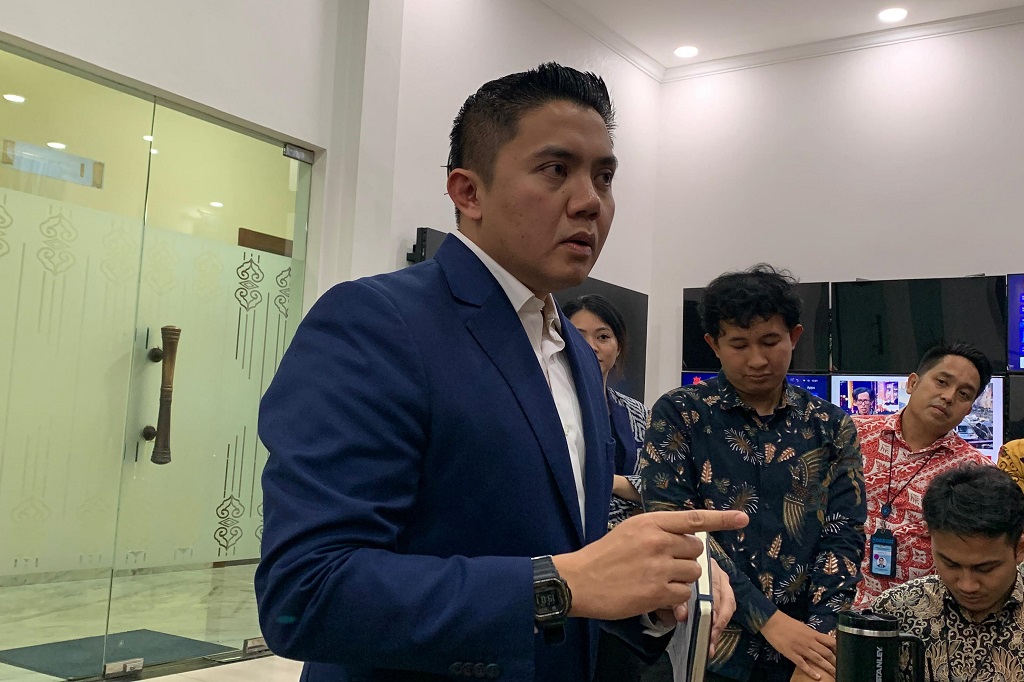 Seskab Teddy Tepis Isu Indonesia Chaos: Keliru, Semua Terkendali