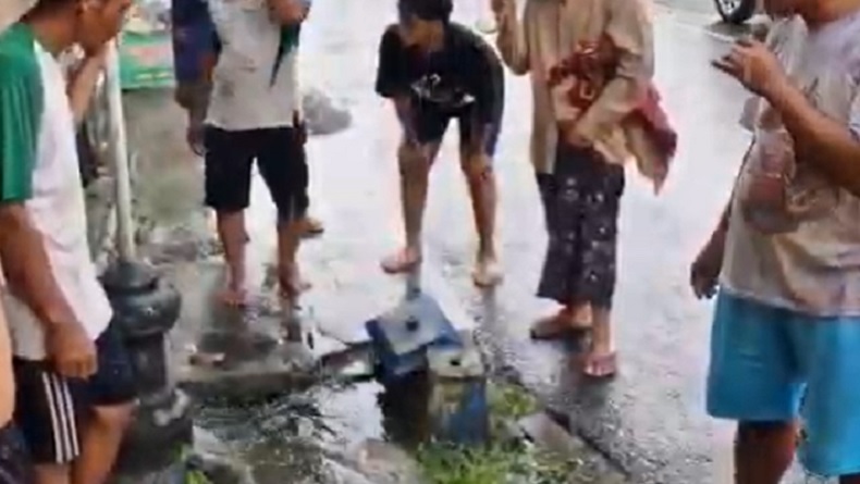 Balita Terseret Banjir di Ponorogo Ditemukan, Kondisi Mengenaskan