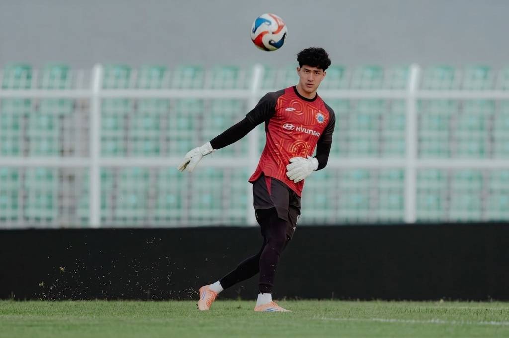 Cyrus Margono Dihujani Kritik, Pelatih Persija Minta Jakmania Bersabar