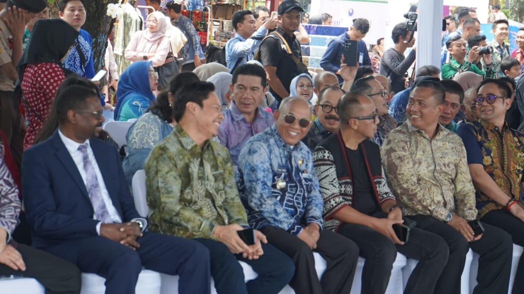 Bupati Kotabaru Hadiri Penandatanganan Prasasti Dermaga Pasar Terapung di TMII
