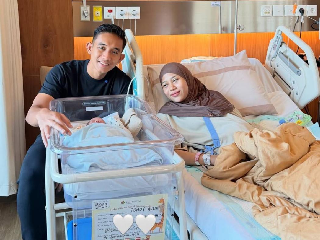 Selamat! Anak Pertama Rizky Ridho Lahir Sehat, Namanya Ebrahim Khalif Nadirizky