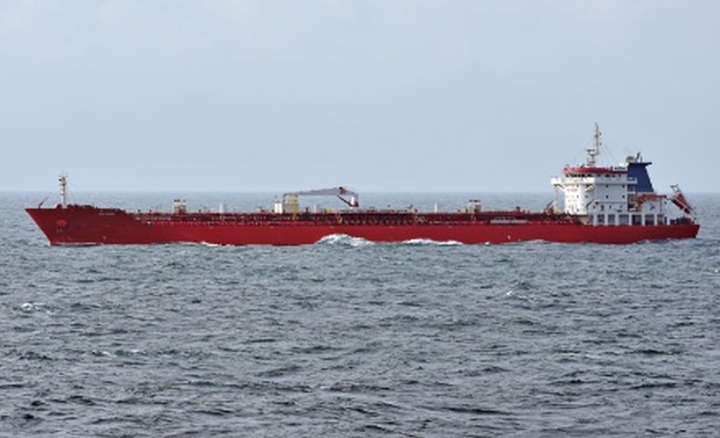 Kapal Tanker China Abaikan Blokade AS, Tembus Selat Hormuz