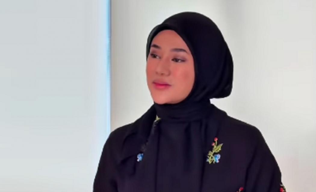 Keluarga Retak, Clara Shinta Ungkap Pengorbanan Suami Jadi Mualaf demi Menikahinya