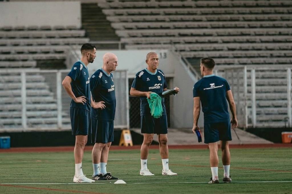 Simon Grayson Bongkar Peran Unik di Timnas Indonesia: Jadi Mata di Langit