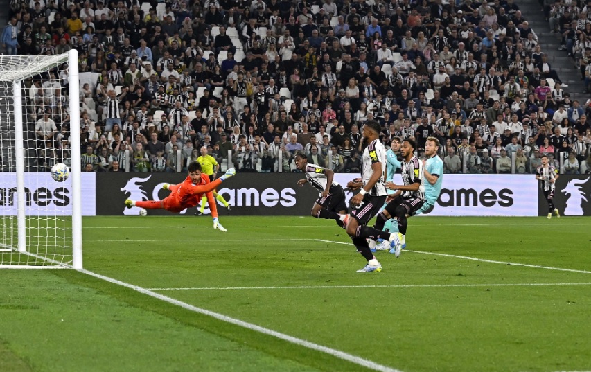 Juventus Hajar Bologna, Spalletti Kirim Sinyal Bahaya