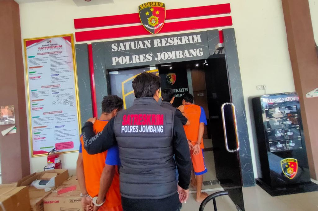 Mayat Pria Ditemukan di Sungai Jombang Diduga Korban Pembunuhan, 2 Pelaku Ditangkap