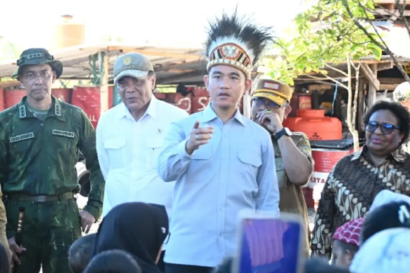 Menko Polkam Dampingi Gibran saat Kunjungi Yahukimo, Pastikan Kondisi Aman