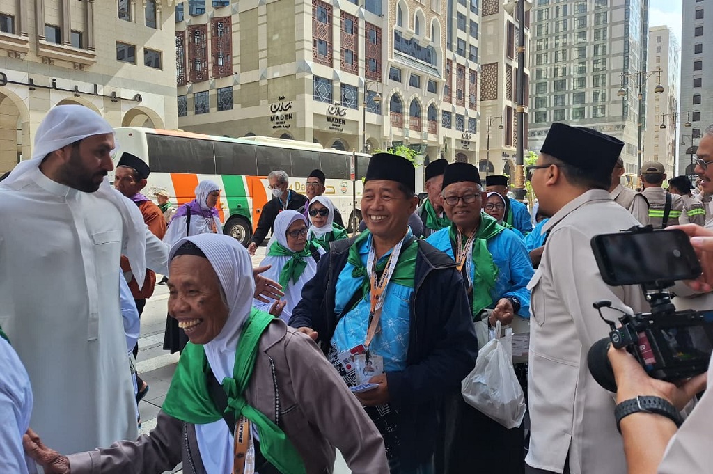 Hampir 6.000 jemaah Haji Tiba di Madinah, Jarak Penginapan ke Masjid Nabawi Hanya 50 Meter