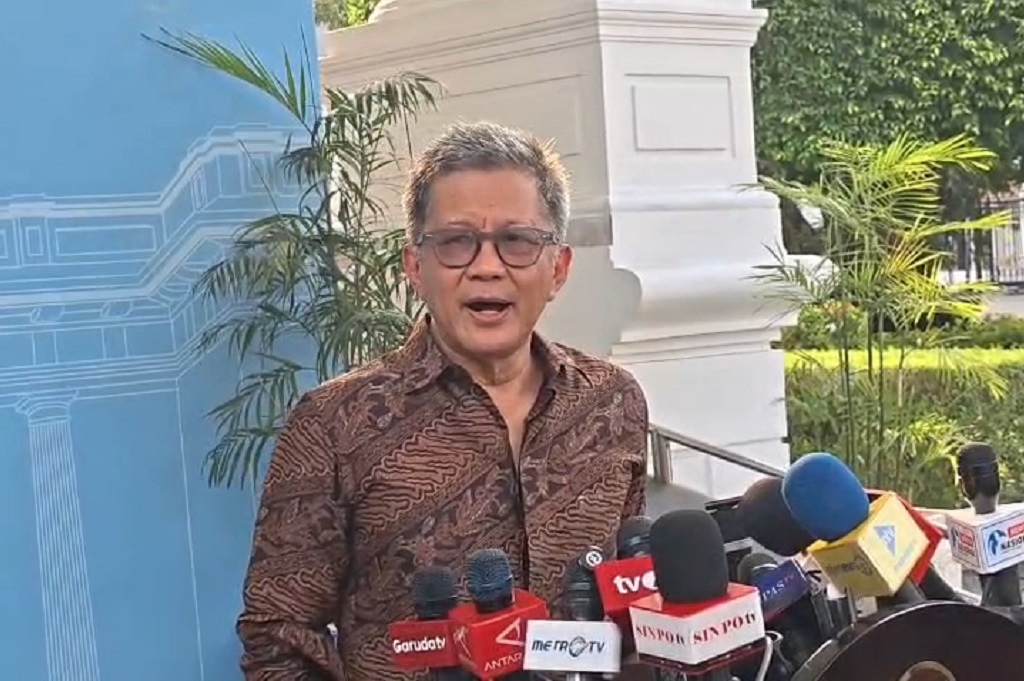 Blak-Blakan! Rocky Gerung Bocorkan Percakapan dengan Prabowo di Istana