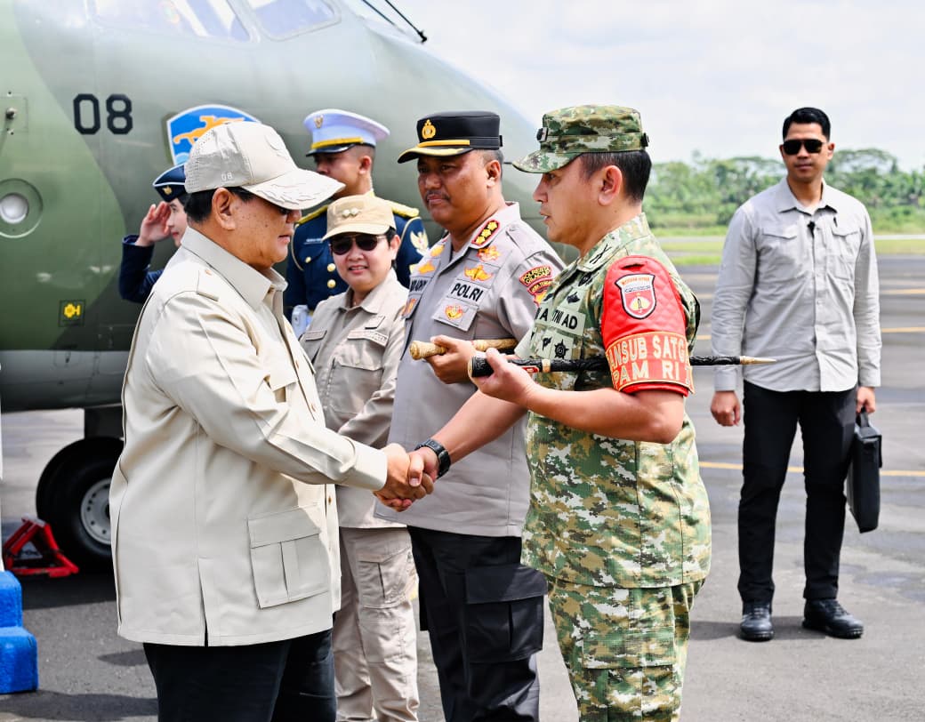 Prabowo ke Banyumas usai Jenguk Korban Kecelakaan Kereta, Cek Pengelolaan Sampah