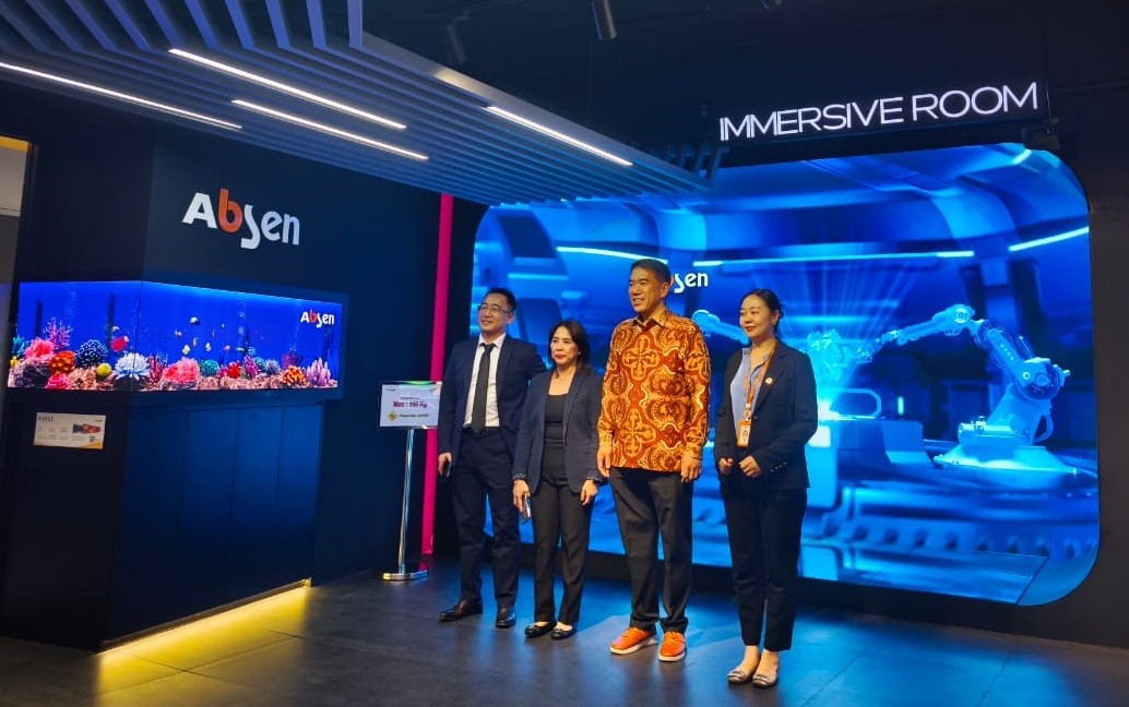 Bisa Melengkung seperti Kertas, Absen Boyong Teknologi LED Display Ultra Tipis 