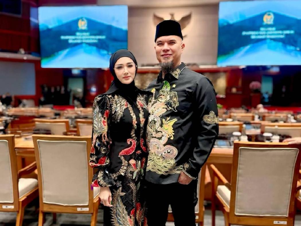 Ahmad Dhani Puji Mulan Jameela, Sebut Istri Ideal yang Tidak Matre dan Sayang Anak!