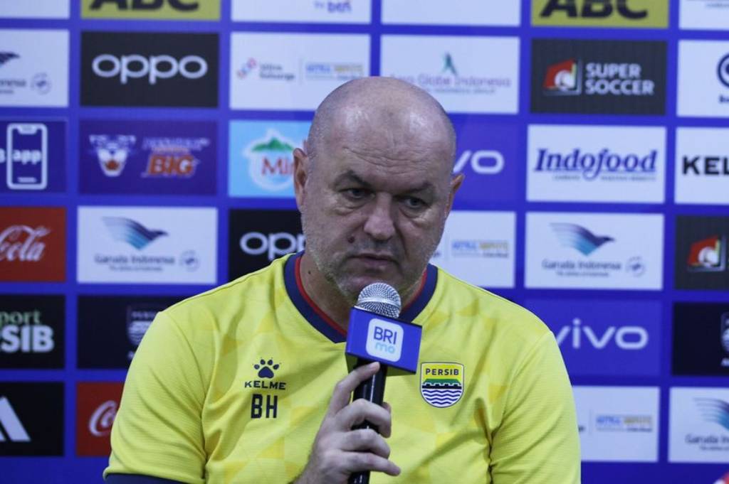 Persib vs PSIM: Bojan Hodak Ungkap Ancaman Besar dari Tim Tamu