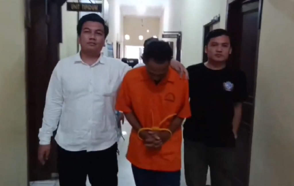 Bejat! Oknum Guru PNS di Tulang Bawang Cabuli 3 Siswi SD Dalam Kelas