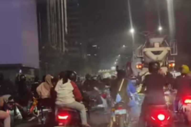 Viral Komunitas Motor Tutup Jalan di Thamrin hingga Bikin Macet, Polisi Langsung Bubarkan  
