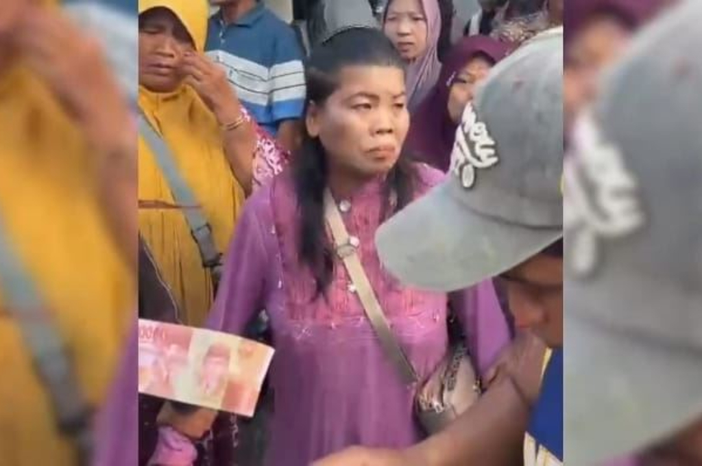 Duh! Perempuan Paruh Baya di Tuban Belanja Pakai Uang Palsu di Pasar, Nyaris Diamuk Massa