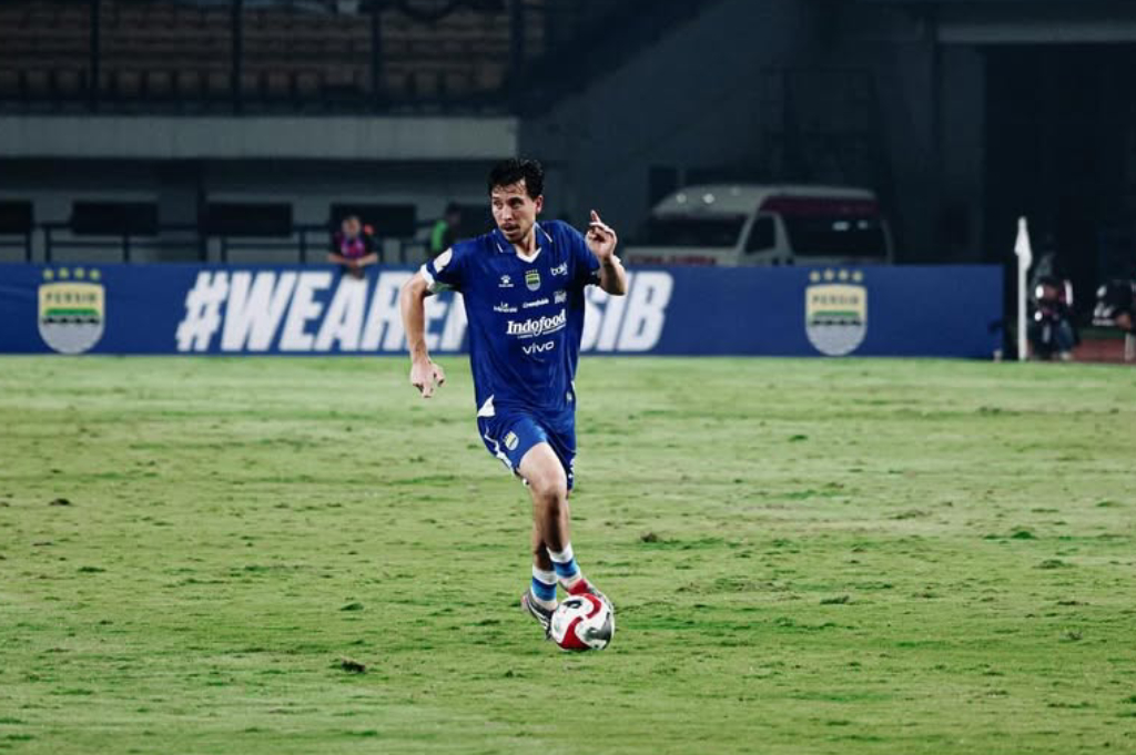 Thom Haye Bocorkan Kekurangan Persib jelang Lawan Persija