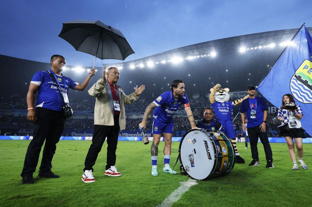 Umuh Muchtar Ultimatum Persib jelang 3 Laga Sisa Super League