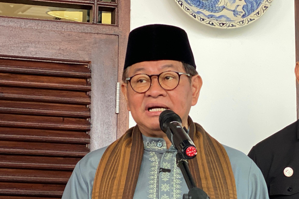 Pramono Anung Beri Respons Tegas usai Duel Persija vs Persib Dipindah ke Samarinda