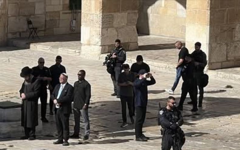 Menteri Radikal Israel Geruduk Masjid Al Aqsa