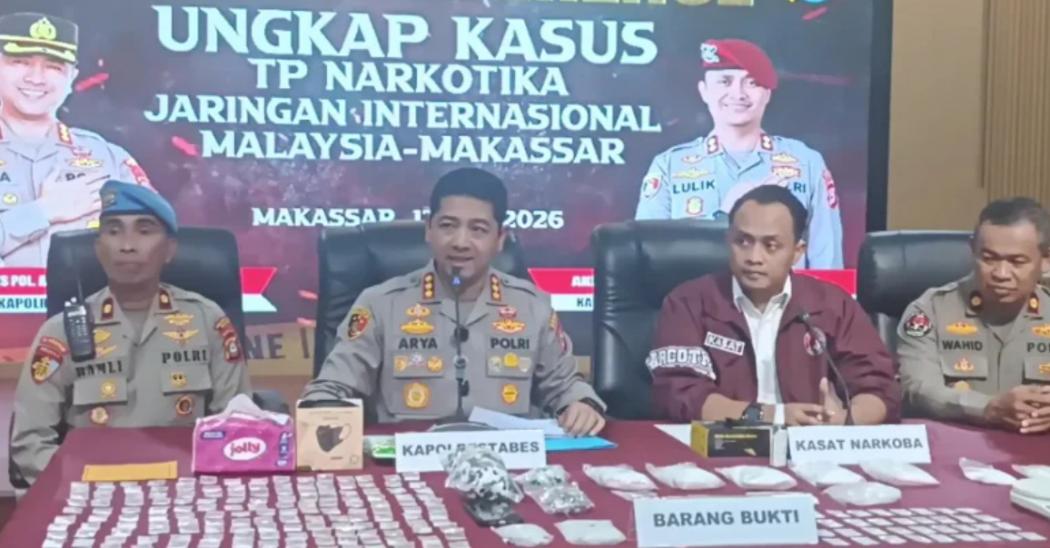 Polisi Bongkar Jaringan Narkotika Malaysia di Makassar, Sita 1,45 Kg Sabu Senilai Rp2,7 Miliar
