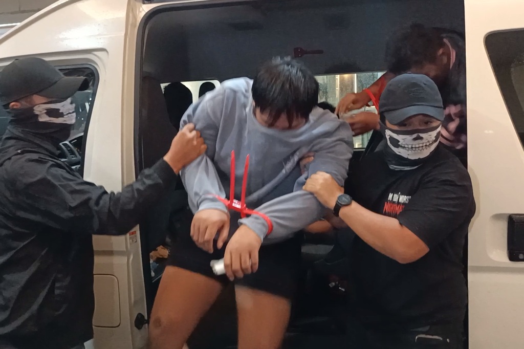Bareskrim Gerebek Kampung Narkoba di Gang Langgar Samarinda, Tangkap 13 Tersangka