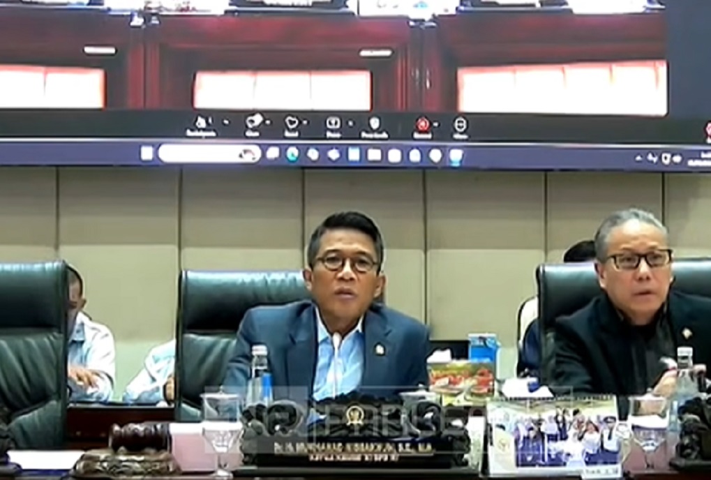 Komisi XI DPR Perintahkan BI Kembalikan Rupiah ke Rp16.500 per Dolar AS