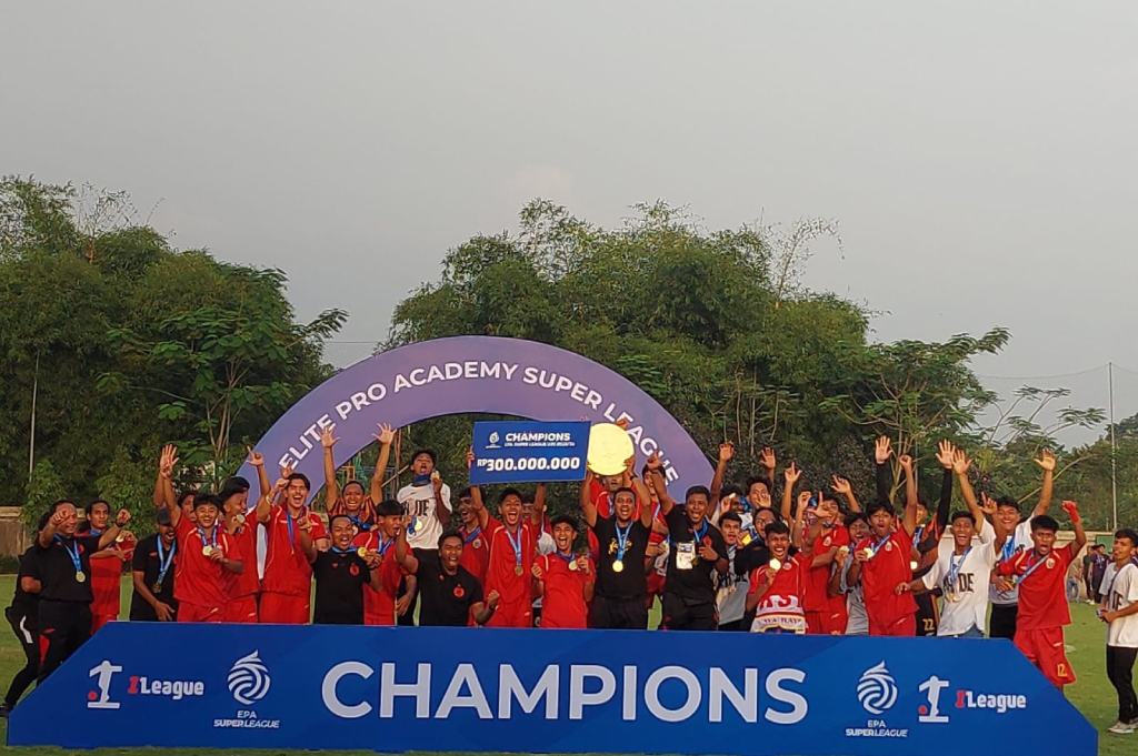 Tim Senior Gagal Juara, Persija U-20 Angkat Trofi EPA Super League