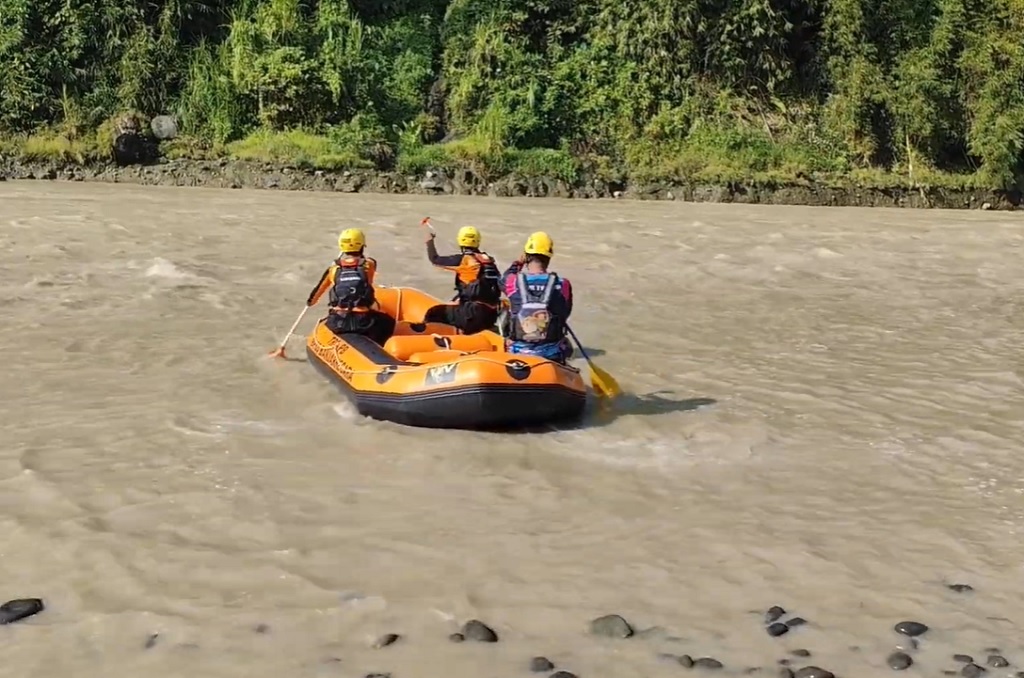 Tak Bisa Berenang, Santri di Banjarnegara Hilang Terseret Arus Sungai Serayu