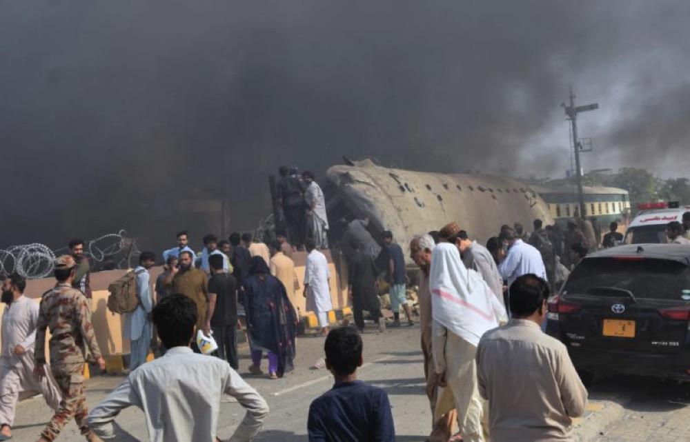 Brutal! Kereta Api Bawa Tentara Pakistan Mudik Idul Adha Dibom, 24 Orang Tewas