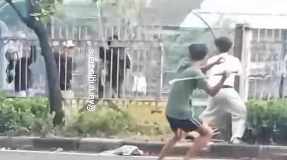 Tawuran Pecah di Klender Baru saat Jam Berangkat Kerja Bikin Lalin Macet