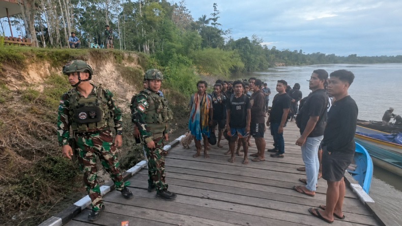 OPM Kembali Berulah, TNI Evakuasi Puluhan Pendulang Emas dari Awimbon ke Boven Digoel