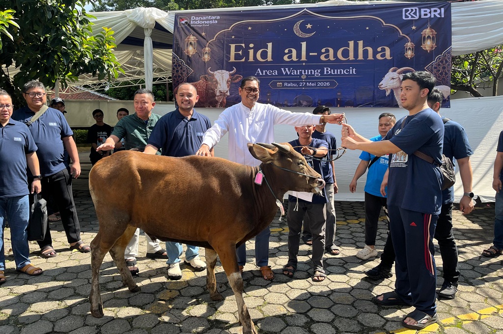 Iduladha 1447 H, BRI Area Warung Buncit Kurbankan 2 Sapi dan 7 Kambing