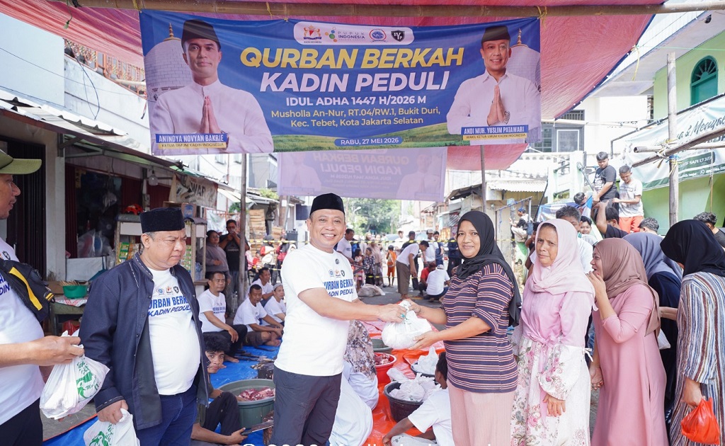 Kadin Salurkan 12 Hewan Kurban di Tebet Jaksel, Bagikan 300 Kupon Daging ke Warga