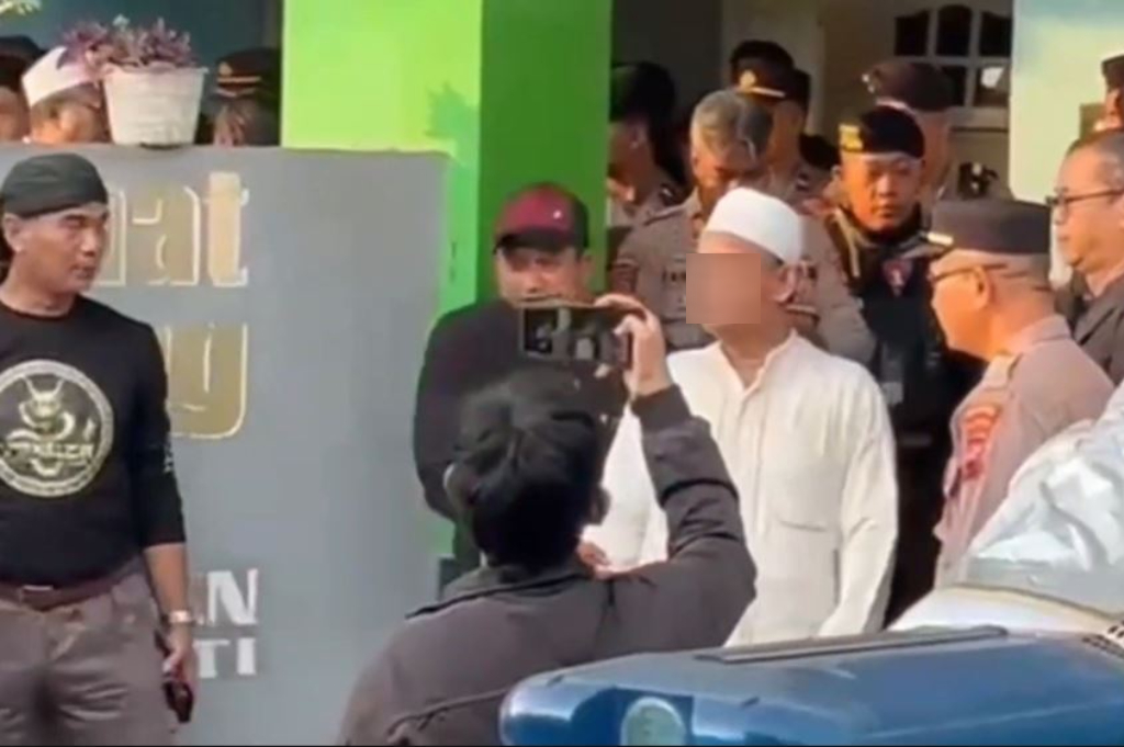 Terancam 12 Tahun Bui, Pengasuh Padepokan di Pekalongan Bantah Cabuli Santriwati