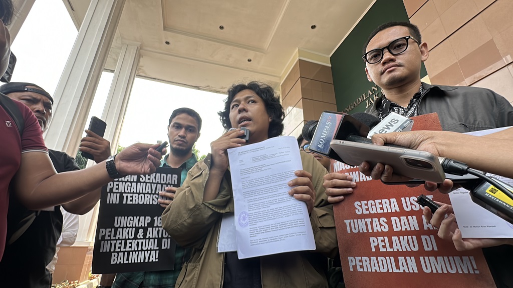 TAUD Sambangi Pengadilan Militer Tinggi Jakarta, Minta Sidang Kasus Andrie Yunus Dihentikan