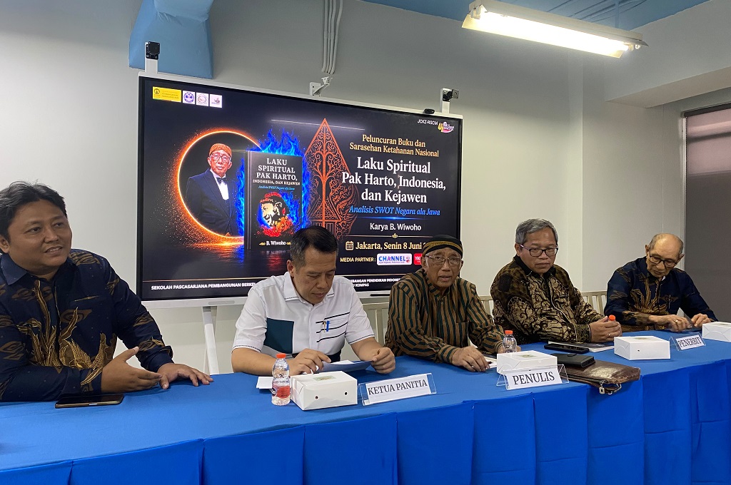 Buku Laku Spiritual Pak Harto Diluncurkan, Kupas Cara Soeharto Tunjuk Pembantunya hingga Jejak Kejawen
