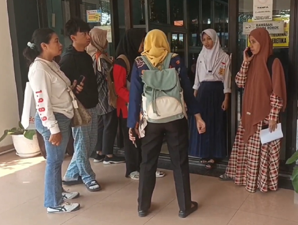 Gaduh SPMB di Jabar, Pakar Sebut Kebijakan Sekolah Maung Picu Tsunami Pendidikan