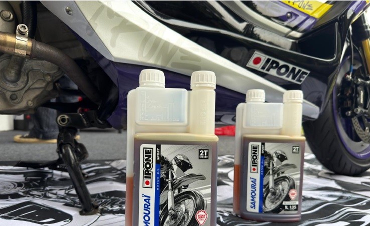 Ipone Kembangkan Oli Motor Sport 2 Tak, Unik Berwangi Stroberi