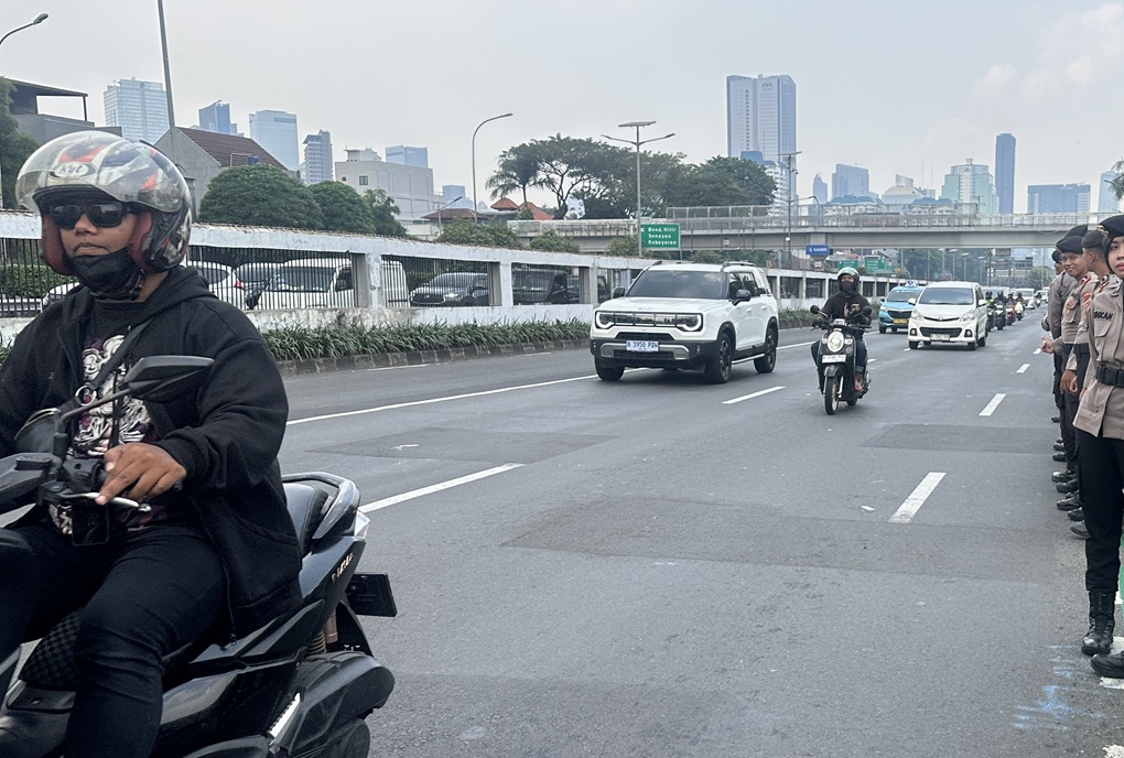 Ada Demo di DPR RI, Arus Lalin di Gatot Subroto Masih Ramai Lancar