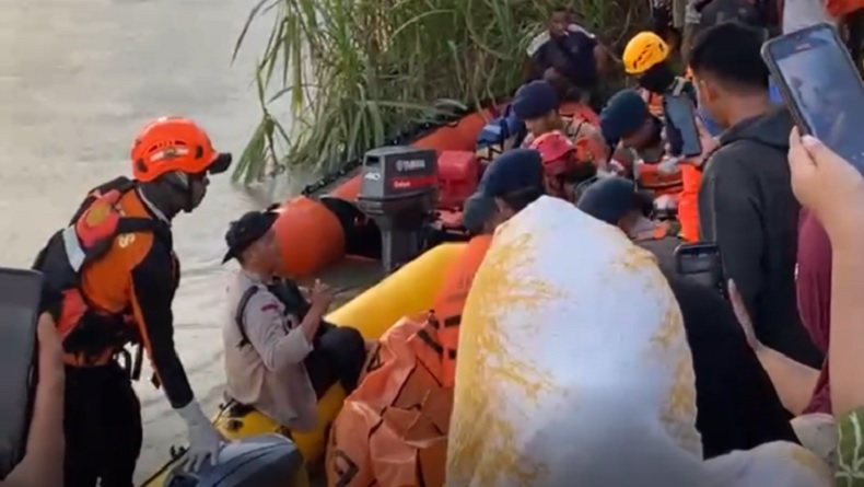 3 Hari Pencarian, Korban Terseret Banjir Sungai Rongkong Ditemukan Tewas Tersangkut Ranting