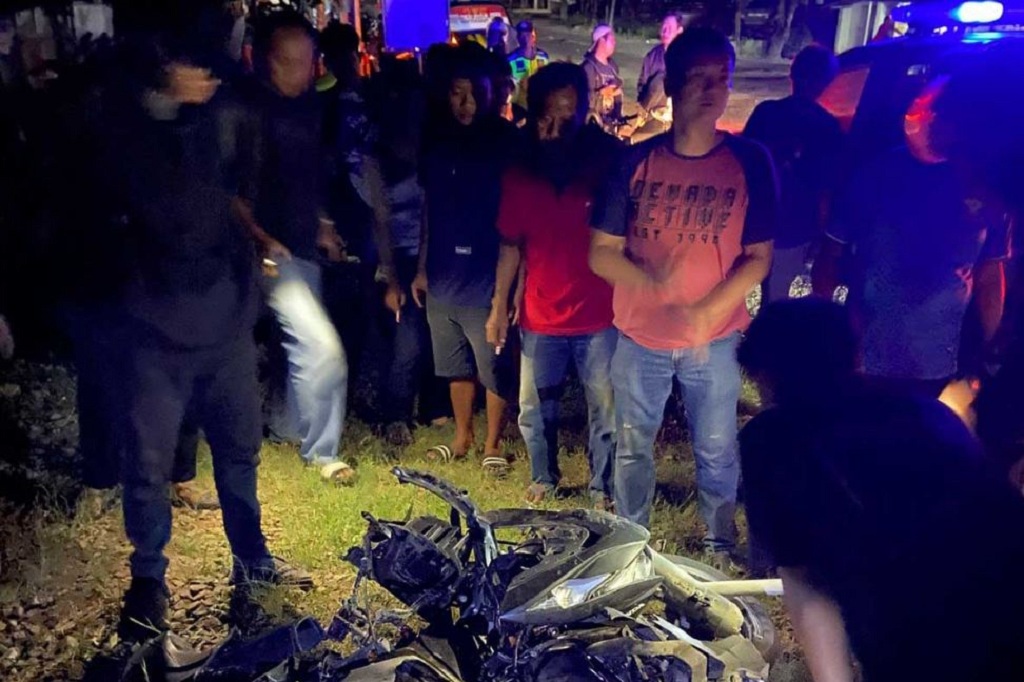 Kecelakaan 3 Pengendara Motor Berboncengan Tewas Tertabrak Kereta Api di Kebumen