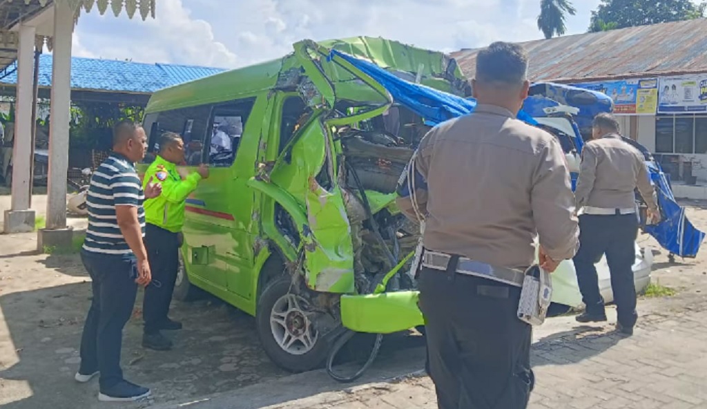 Kronologi Kecelakaan Maut Travel di Tol Lima Puluh Tewaskan 7 Orang, Sopir Truk Kabur