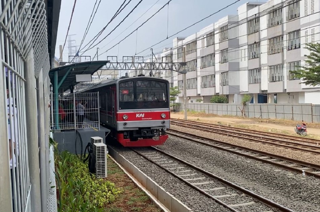 Stasiun KRL JIS Resmi Beroperasi, Hanya Punya Satu Peron