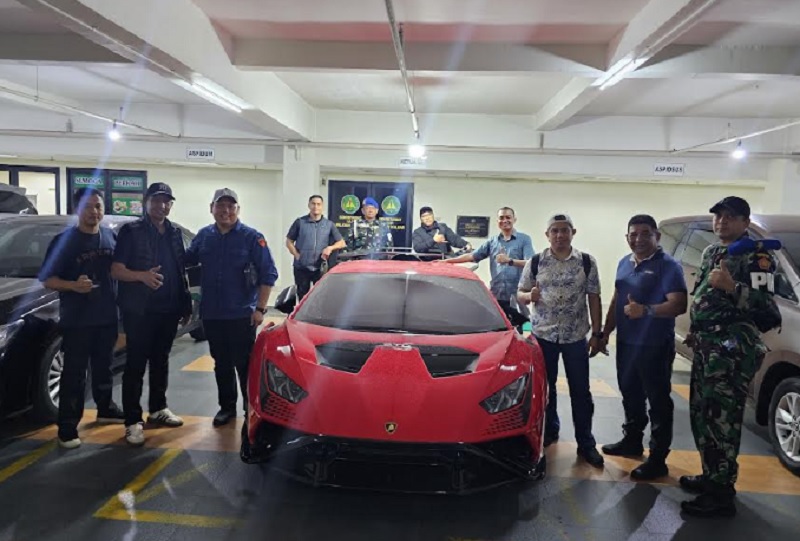 Kejagung Sita Lamborghini hingga Dump Truck terkait Kasus Korupsi Izin Tambang Bauksit