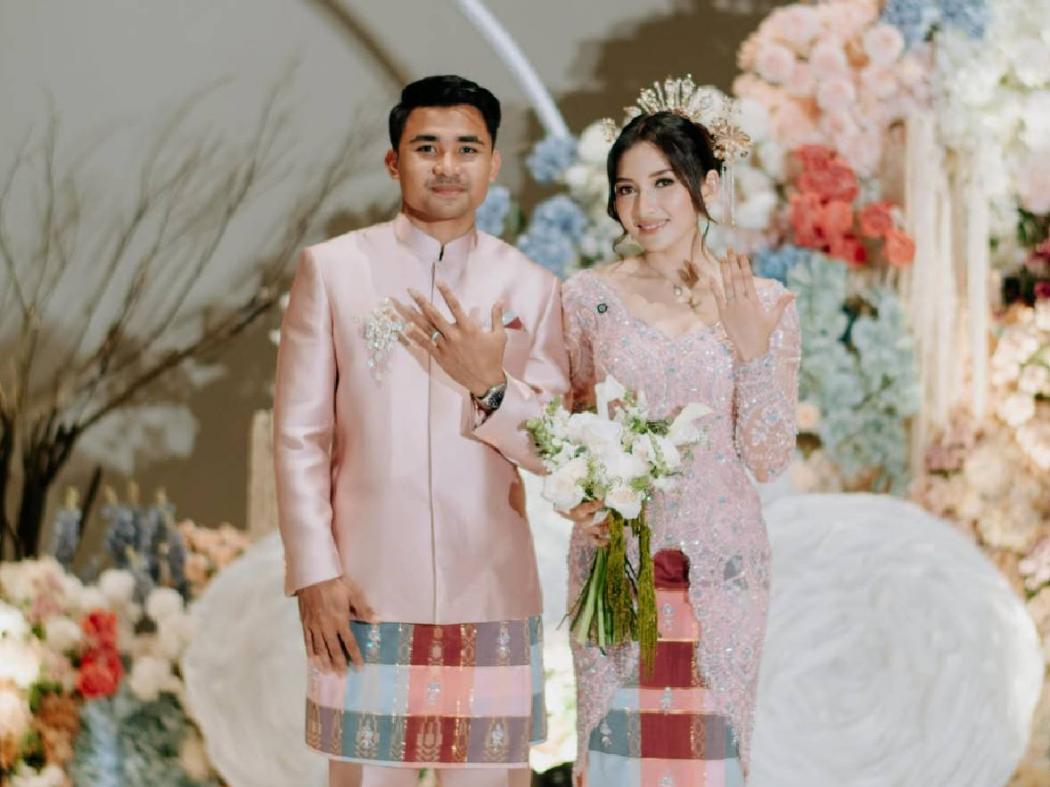 Asnawi Mangkualam Resmi Tunangan dengan Yuriska Patricia, Bawa Seserahan Bola!