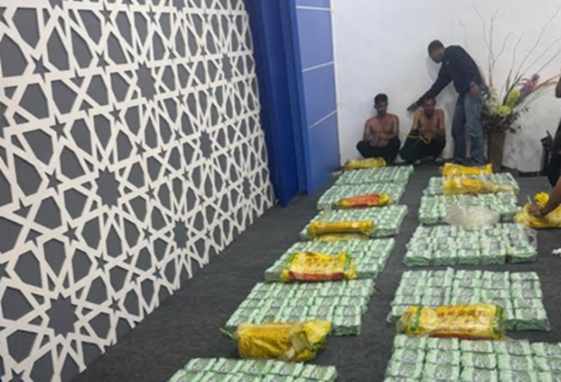 Bareskrim Bongkar Peredaran 325 Paket Sabu dalam Kemasan Teh Senilai Rp585 Miliar