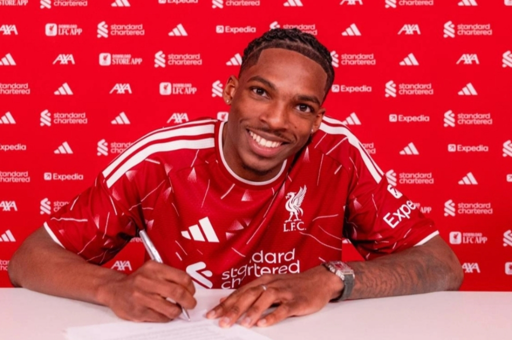 Liverpool Resmi Boyong Bek Muda Prancis Jeremy Jacquet