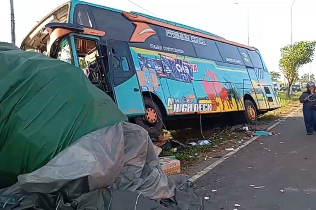 Kronologi Kecelakaan Beruntun Tewaskan 2 Orang di Akses Suramadu, Bus Tabrak 4 Kendaraan